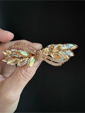 Gold Crystal Leaf barrette Elegant Women's Jewelry for hair